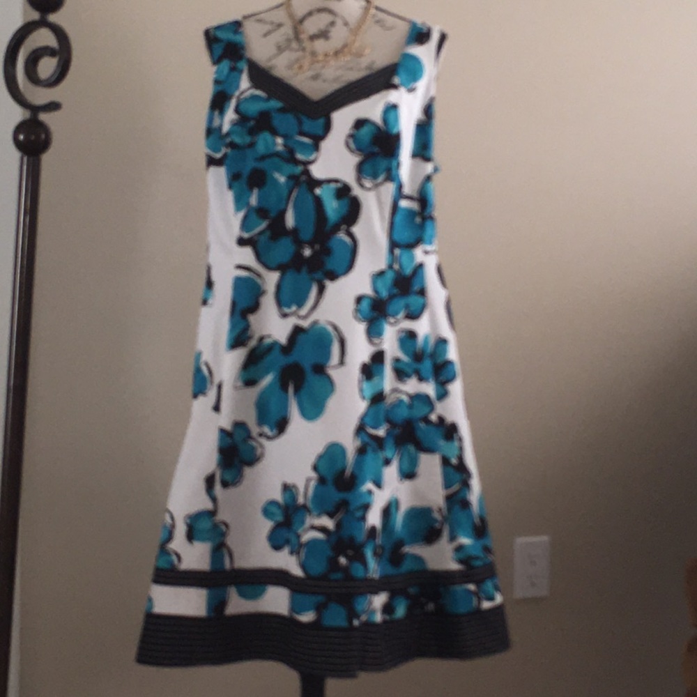JONES STUDIO WOMAN|FIT + FLARE COTTON FLORAL DRESS